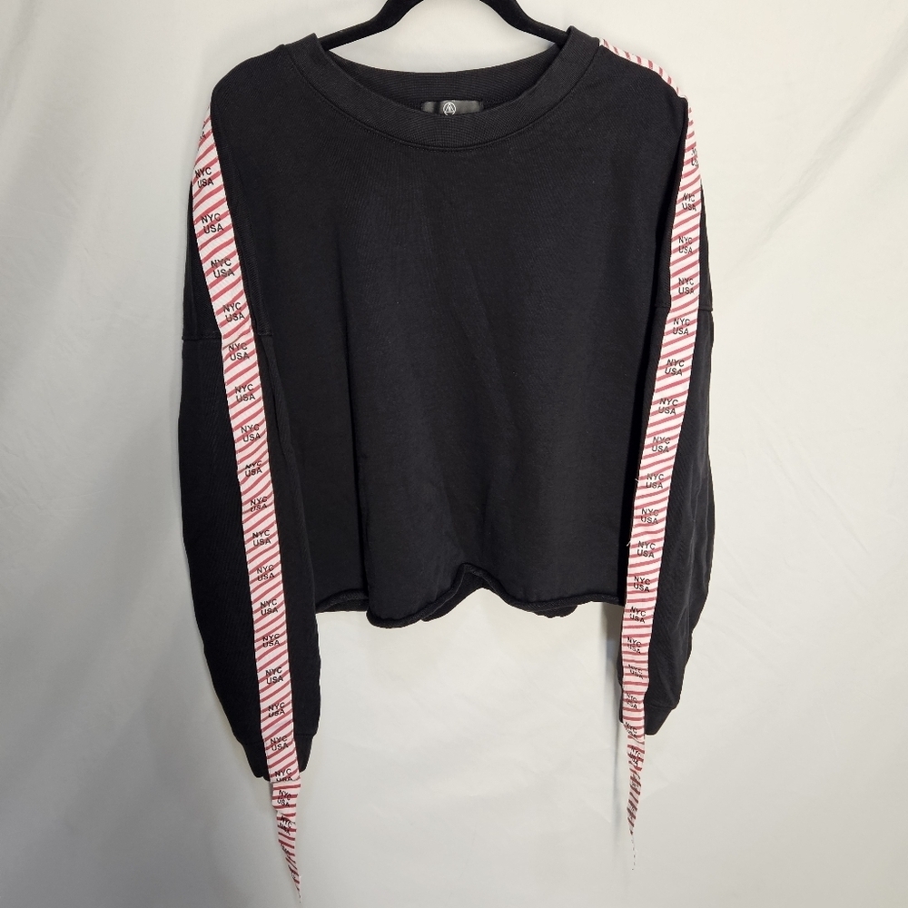 NYC USA x missguided size 4 black cropped sweatshirt